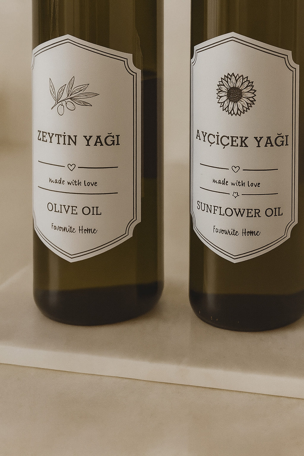 Ayçiçek ve Zeytinyağı Retro Yağdanlık Seti – Mermer Altlıklı (2’li, 750 ml)